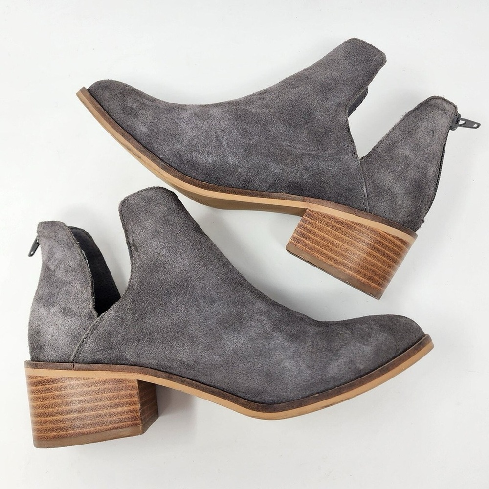Steve Madden Gray Ankle Booties with Stacked Heel